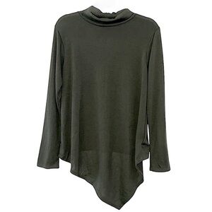 MAGIC FIT • Green Turtleneck Long Sleeve Top